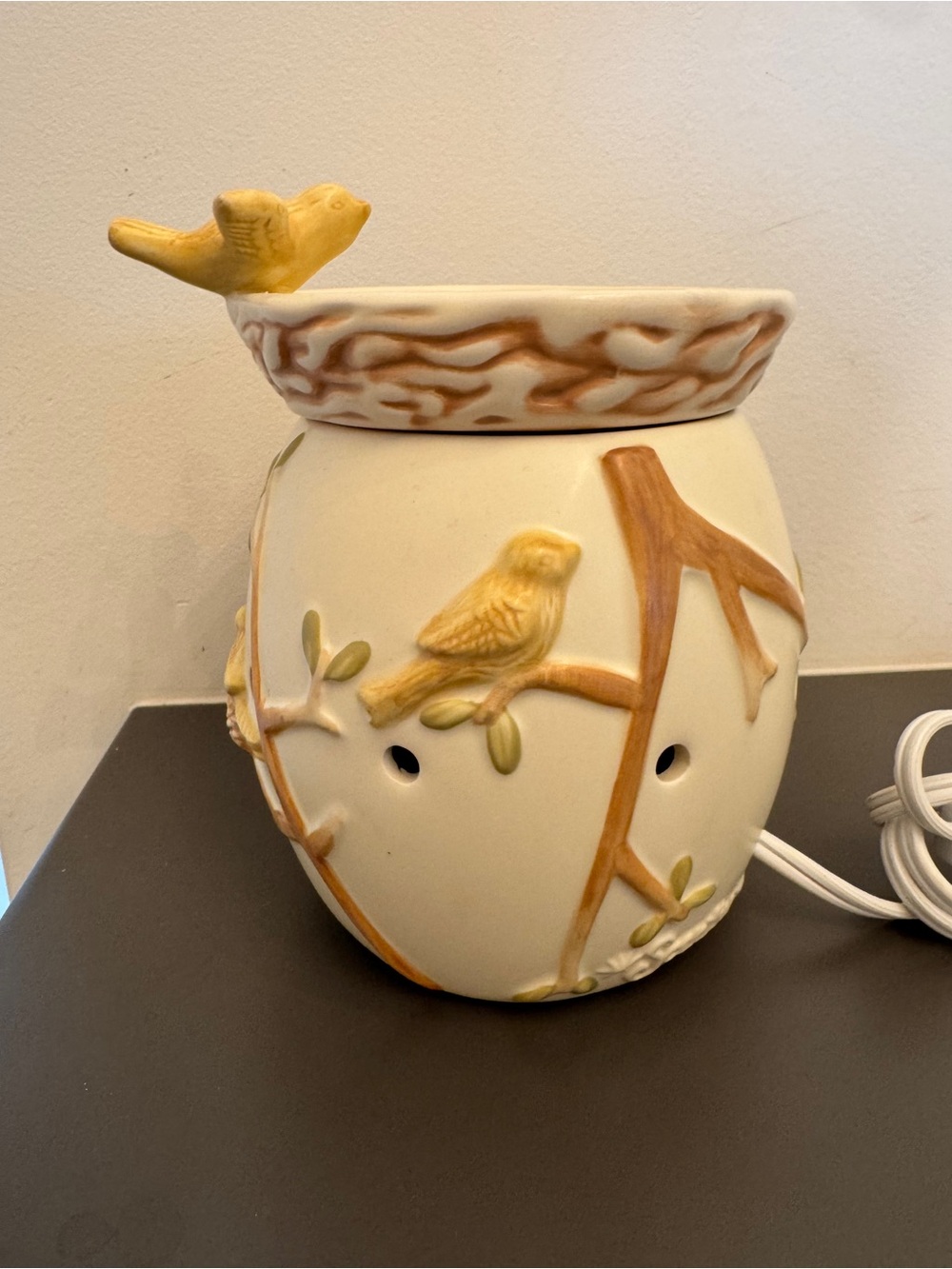 Scentsy Ceramic Warmer in Cream and Tan